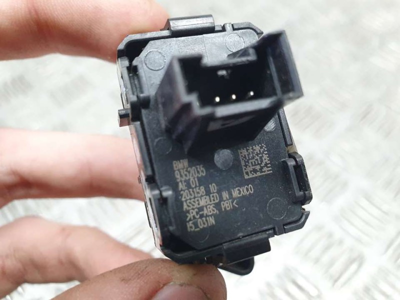 Recambio de interruptor para bmw x4 (f26) xdrive 20d referencia OEM IAM 9352035 20315810 
