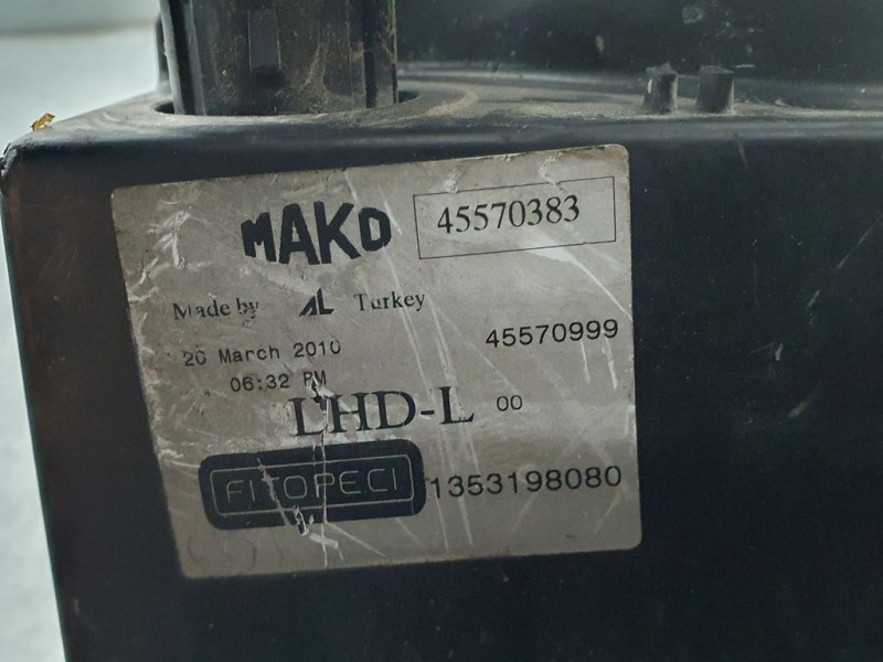 Recambio de faro izquierdo para peugeot bipper básico referencia OEM IAM 1353198080 45570383 PULIR MAKO