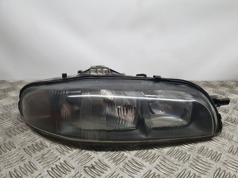 Recambio de faro derecho para fiat brava (182) jtd 105 / 100 sx referencia OEM IAM SIN REF  