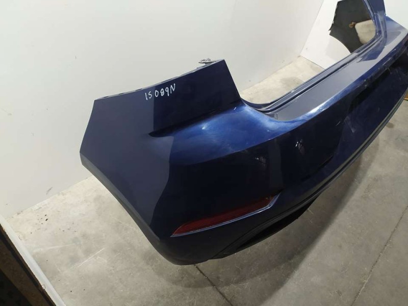 Recambio de paragolpes trasero para volkswagen golf vii sportsvan advance referencia OEM IAM 5G6807417BQ  TOCADO