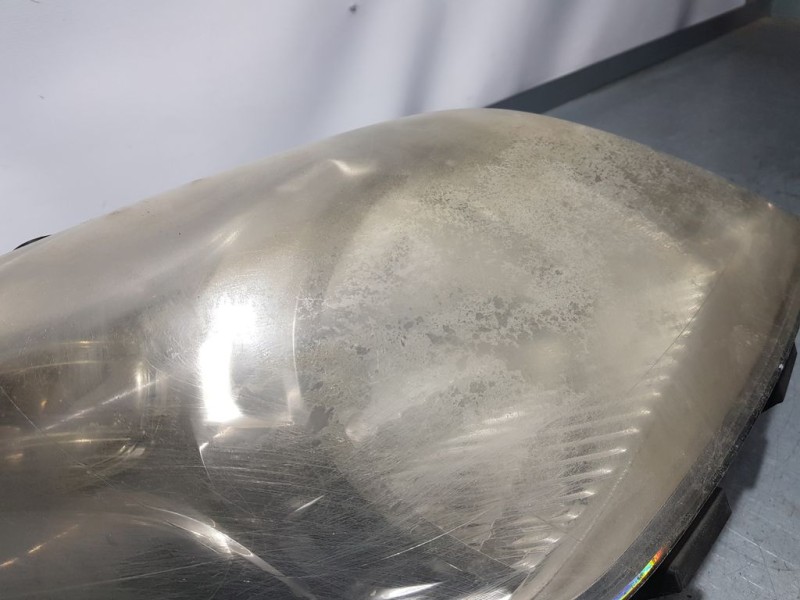 Recambio de faro derecho para citroën nemo basis referencia OEM IAM 1634151880  PARA PULIR