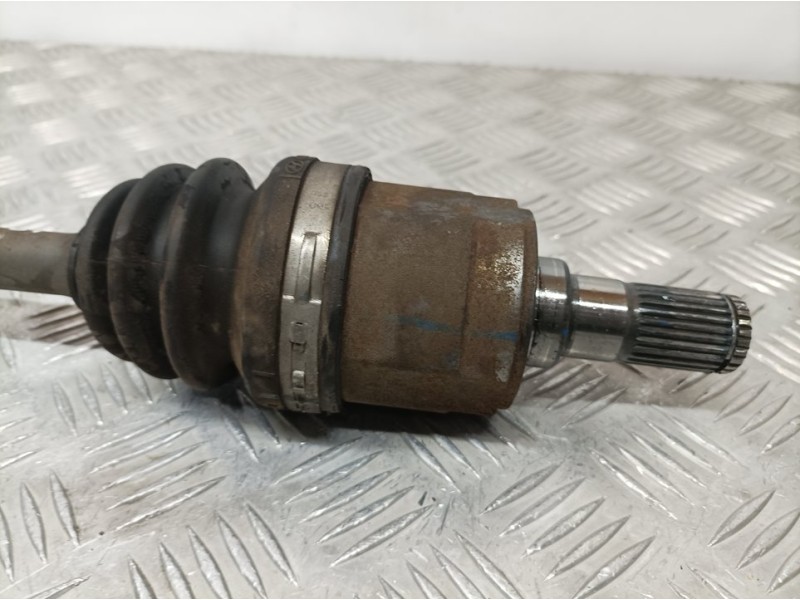 Recambio de transmision delantera izquierda para hyundai i20 classic referencia OEM IAM GK3M  