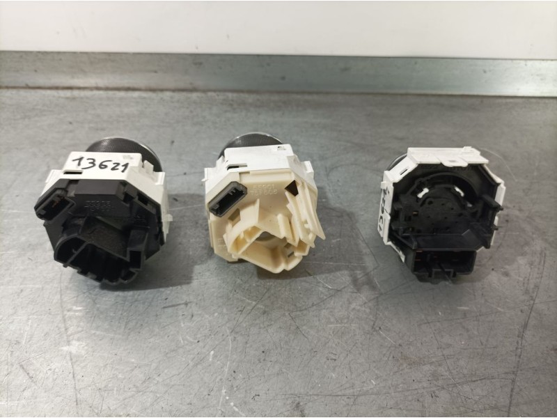 Recambio de mando calefaccion / aire acondicionado para toyota yaris active referencia OEM IAM 5590375F604  