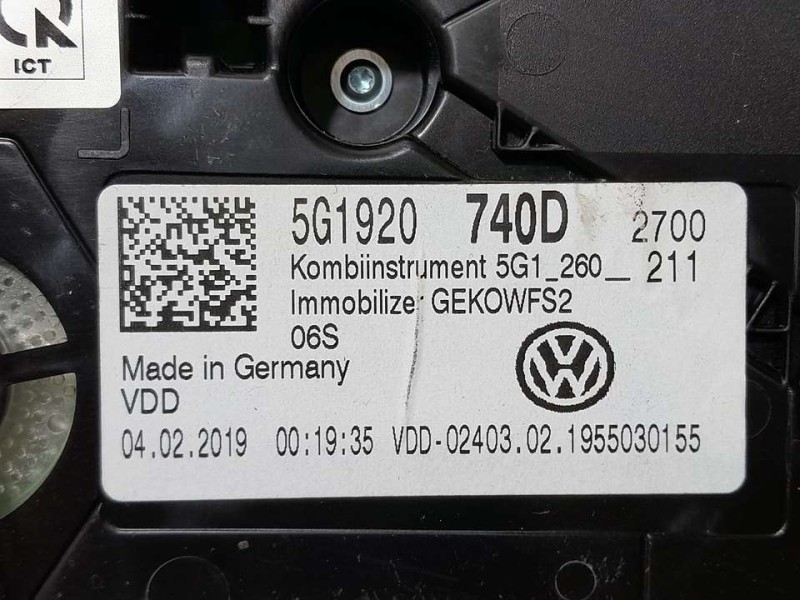 Recambio de cuadro instrumentos para volkswagen golf vii lim. (bq1) edition referencia OEM IAM 5G1920740D A2C16117300 CONTINENTA