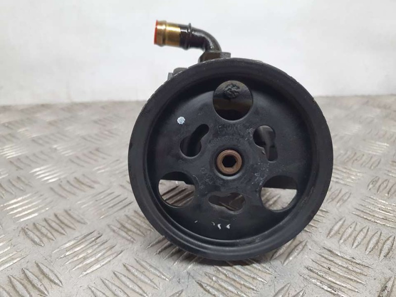 Recambio de bomba direccion para ford fiesta berlina (dx) básico referencia OEM IAM HBDEZ  