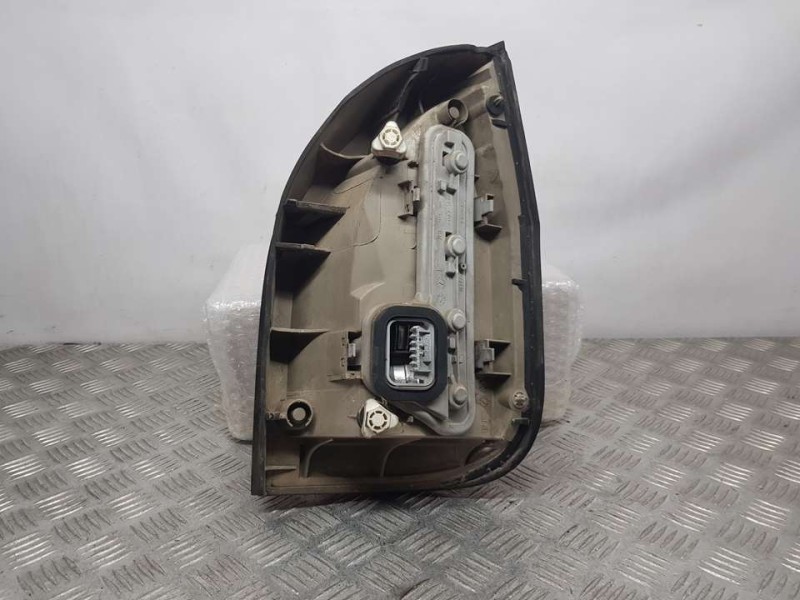 Recambio de piloto trasero izquierdo para opel zafira a elegance referencia OEM IAM 62280  YORKA