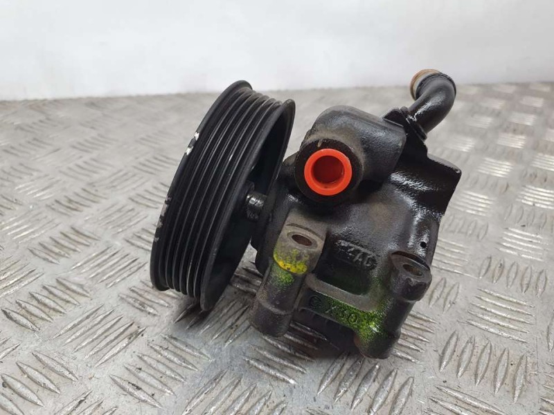 Recambio de bomba direccion para ford fiesta berlina (dx) básico referencia OEM IAM HBDEZ  