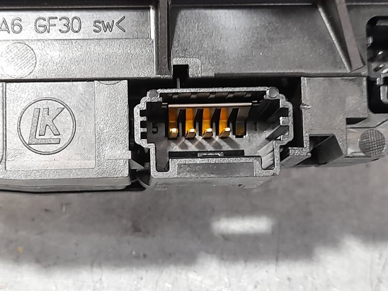 Recambio de mando luces y limpia para peugeot 3008 style referencia OEM IAM 96773911XT  