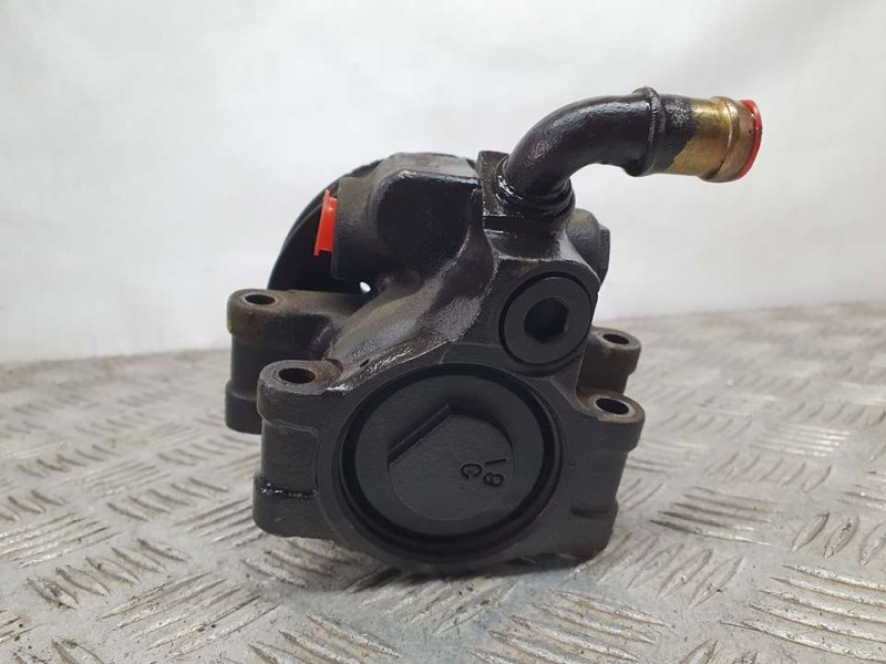 Recambio de bomba direccion para ford fiesta berlina (dx) básico referencia OEM IAM HBDEZ  
