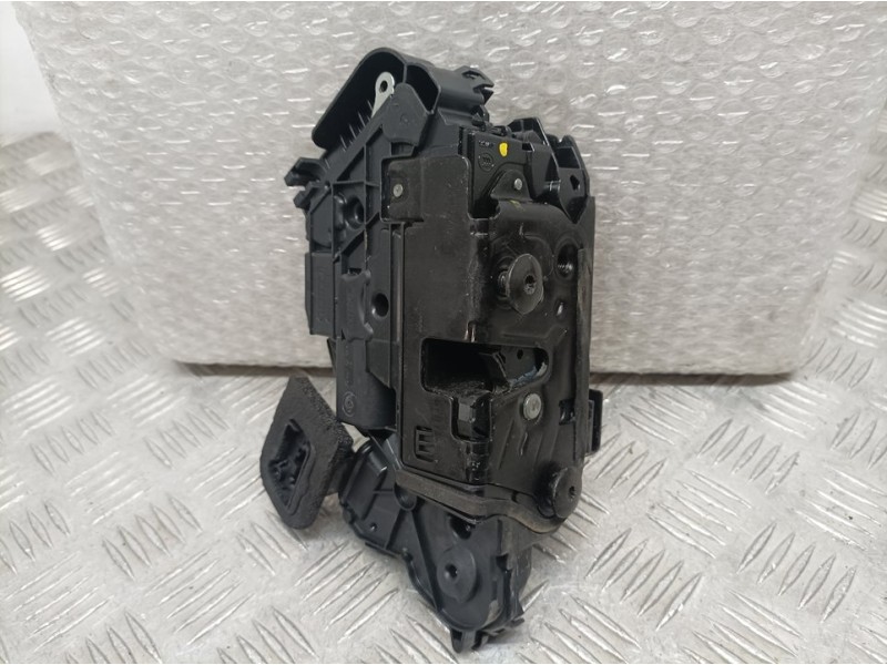 Recambio de cerradura puerta delantera izquierda para volkswagen passat variant (cb5) business referencia OEM IAM 5NB837015E  EL