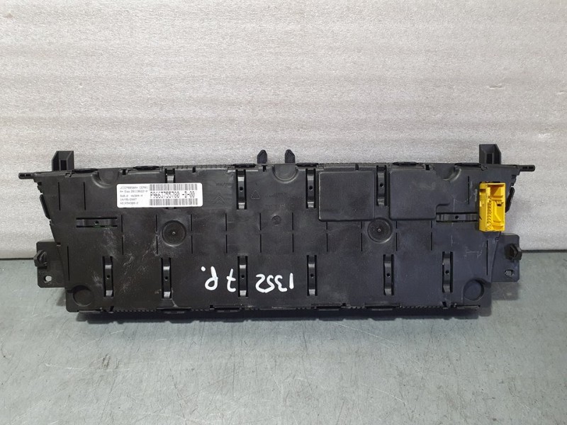 Recambio de cuadro instrumentos para citroën c4 picasso lx plus referencia OEM IAM 9663755780 281196220 