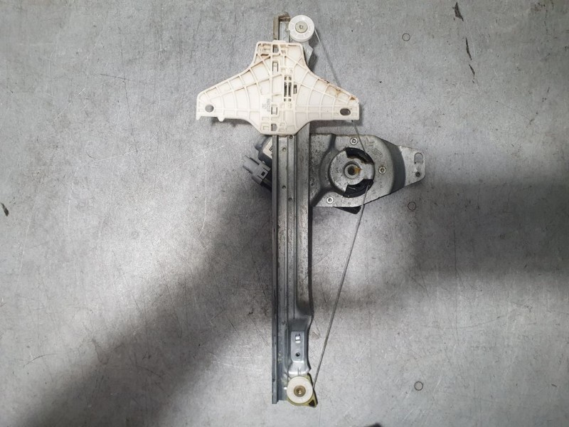 Recambio de elevalunas trasero izquierdo para citroën c4 picasso lx plus referencia OEM IAM SIN REF  ELECTRICO 6 PINES