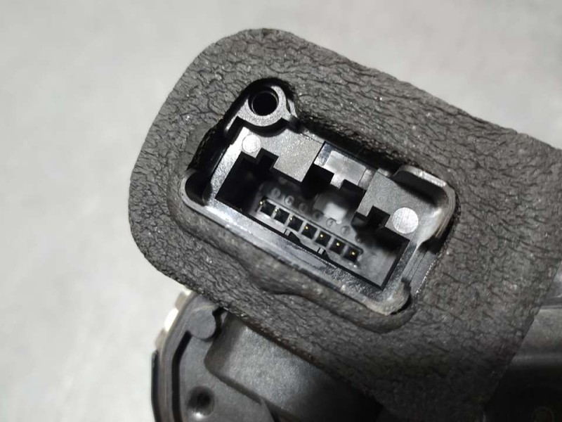 Recambio de cerradura puerta trasera izquierda para volkswagen passat variant (cb5) business referencia OEM IAM 5NA839015E JPS 0