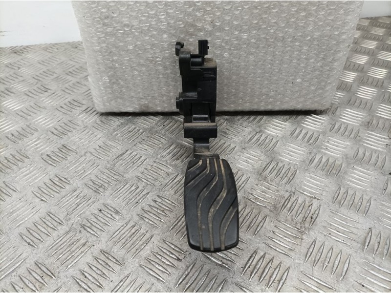 Recambio de potenciometro pedal para renault megane iv berlina 5p intens referencia OEM IAM 180026830R  CTS