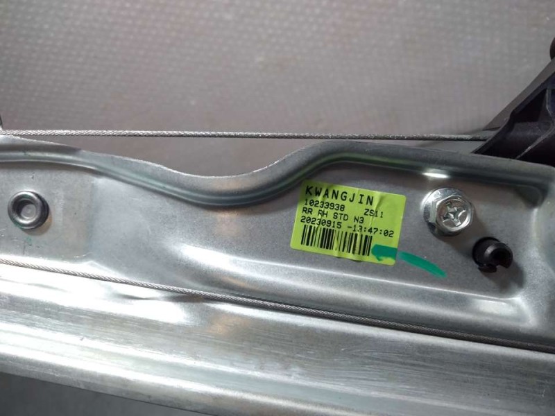 Recambio de elevalunas trasero derecho para mg zs 1.5 vti referencia OEM IAM 10233938 20230915 ELECTRICO 2 PINES