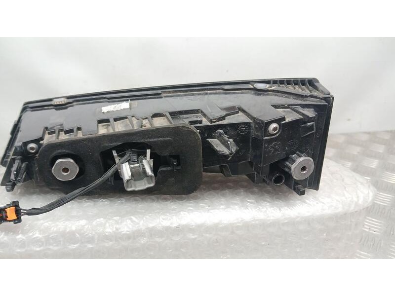 Recambio de piloto trasero izquierdo interior para peugeot 308 style referencia OEM IAM 9835300680  