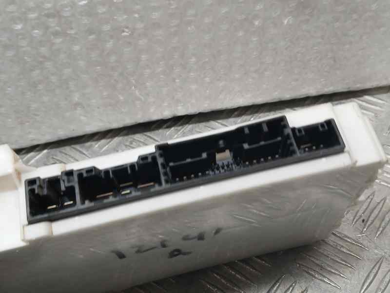 Recambio de caja reles / fusibles para suzuki baleno glx referencia OEM IAM 36079M68P60  