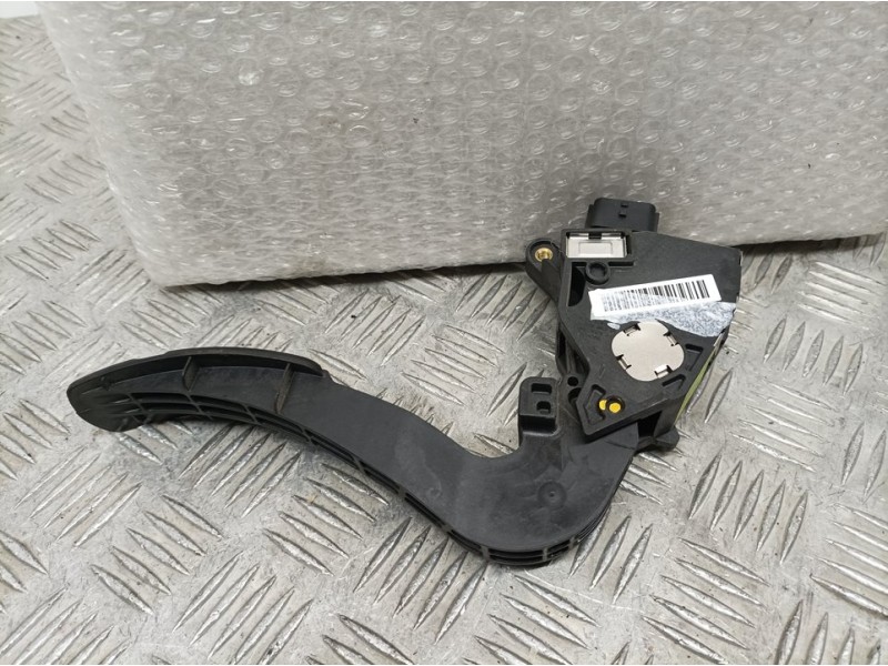 Recambio de potenciometro pedal para renault megane iv berlina 5p intens referencia OEM IAM 180026830R  CTS