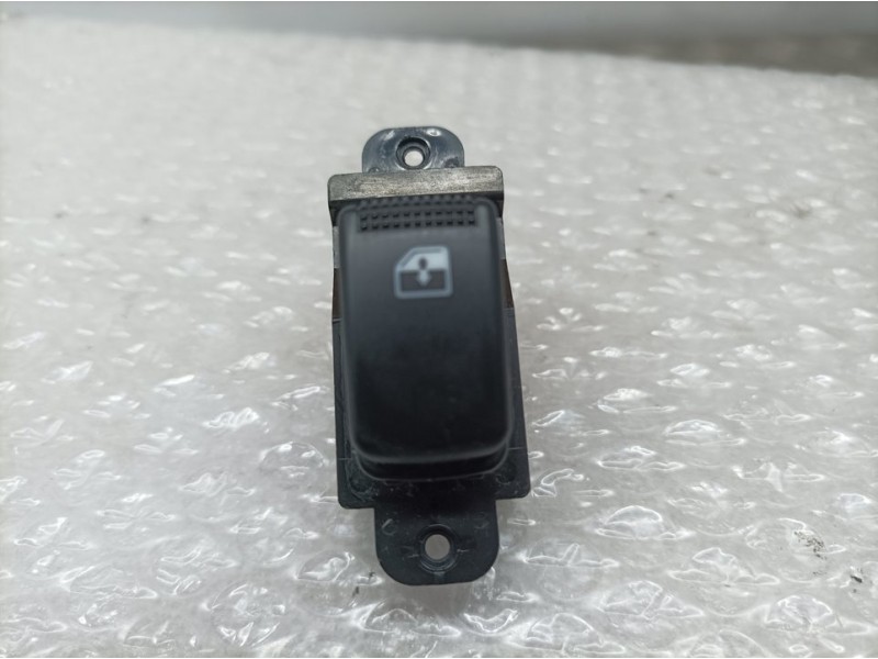 Recambio de mando elevalunas delantero derecho para hyundai i10 classic referencia OEM IAM 935800X000  