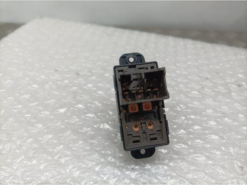 Recambio de mando elevalunas delantero derecho para hyundai i10 classic referencia OEM IAM 935800X000  