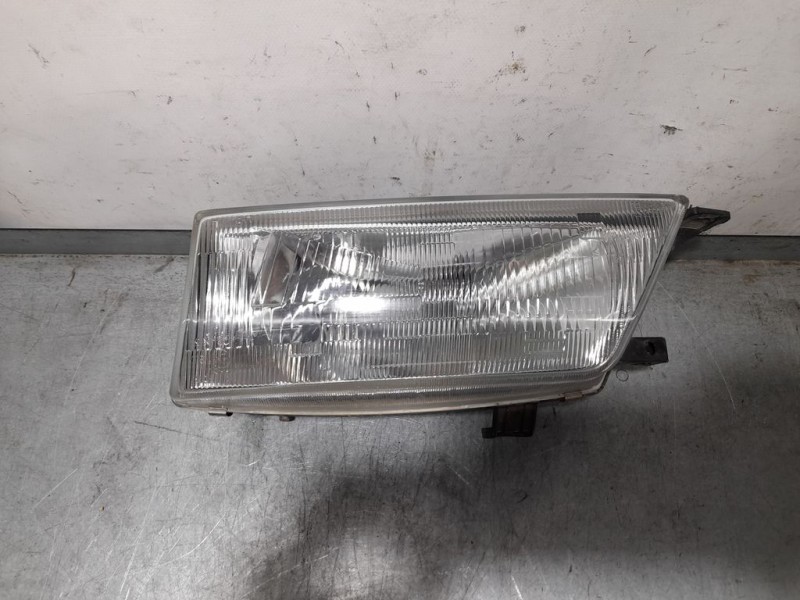 Recambio de faro izquierdo para suzuki baleno berlina sy (eg) 1.6 (4-ptas.) referencia OEM IAM SIN REF  