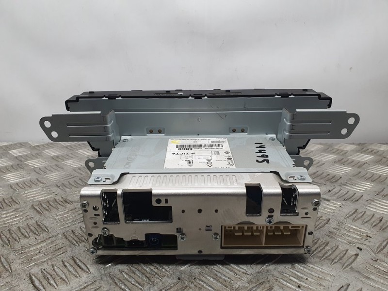 Recambio de sistema navegacion gps para hyundai i20 essence referencia OEM IAM 96160C8BCDRDR ADBCDCBEE 