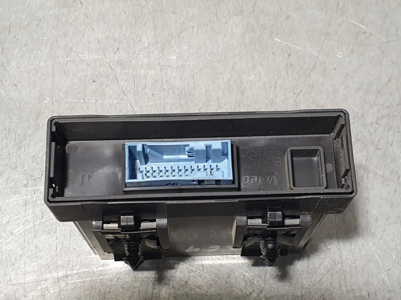 Recambio de modulo electronico para citroën c4 1.2 12v e-thp pure tech referencia OEM IAM 9841539980  