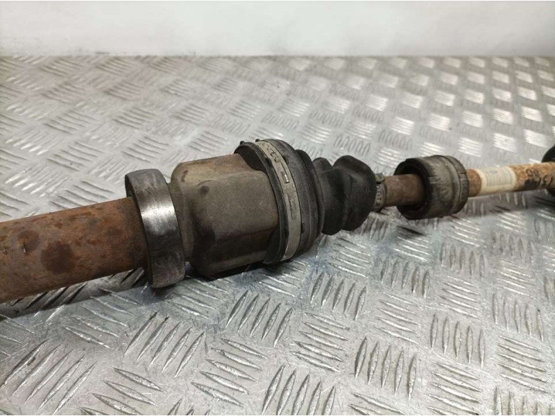 Recambio de transmision delantera derecha para ford fiesta (cb1) trend referencia OEM IAM 8V513BA436HB  