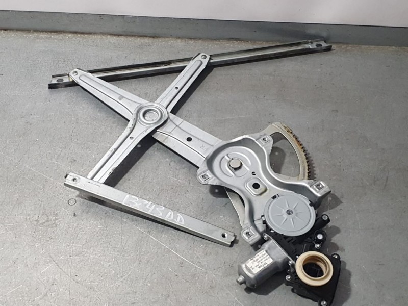 Recambio de elevalunas delantero derecho para toyota verso active referencia OEM IAM 857100F030 915655102 BROSE ELECTRICO 10 PIN