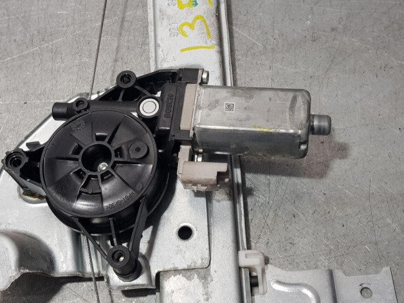 Recambio de elevalunas delantero derecho para citroën c3 live referencia OEM IAM 9813093780  ELECTRICO 2 PINS