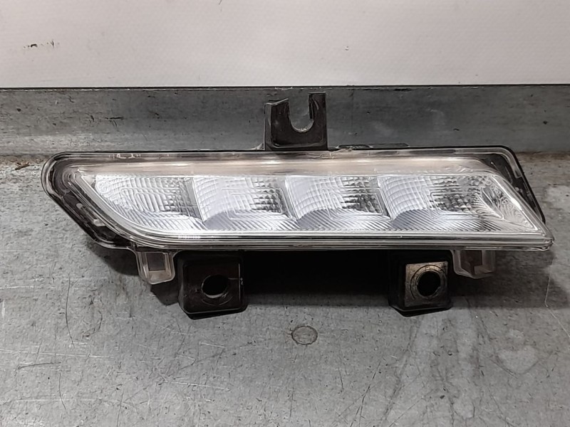 Recambio de piloto delantero derecho para renault clio iv business referencia OEM IAM 266000411R  LUZ DE DIA