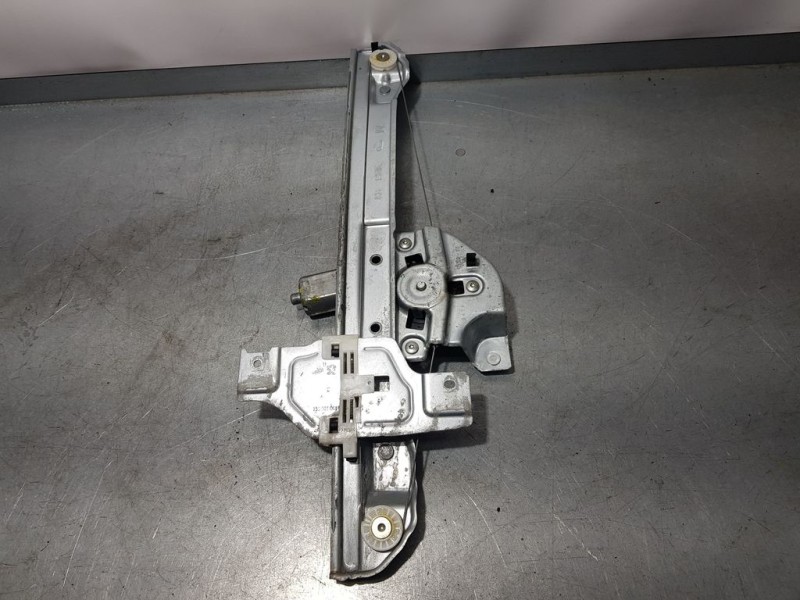 Recambio de elevalunas delantero derecho para citroën c3 live referencia OEM IAM 9813093780  ELECTRICO 2 PINS