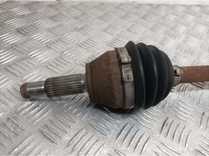 Recambio de transmision delantera izquierda para ford fiesta (cb1) trend referencia OEM IAM AV513B437C2C  