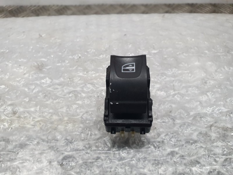 Recambio de mando elevalunas delantero derecho para renault kangoo profesional referencia OEM IAM 254217475R 10023750A 