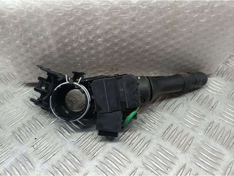 Recambio de mando luces para toyota avensis touring sports advance referencia OEM IAM 05190 17F373 
