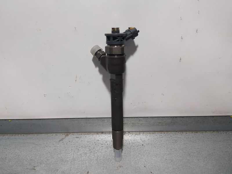 Recambio de inyector para nissan nv300 kastenwagen/kombi 1.6 dci cat referencia OEM IAM 445110569  BOSCH