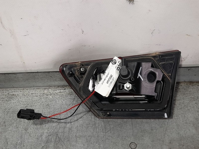 Recambio de piloto trasero izquierdo para renault clio iv business referencia OEM IAM 265552424R  INTERIOR