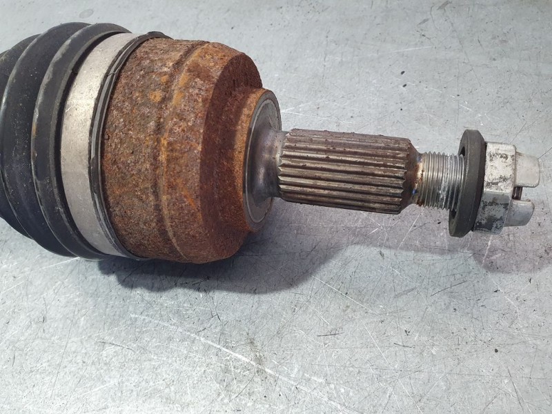 Recambio de transmision delantera izquierda para renault captur intens referencia OEM IAM 391010433R  