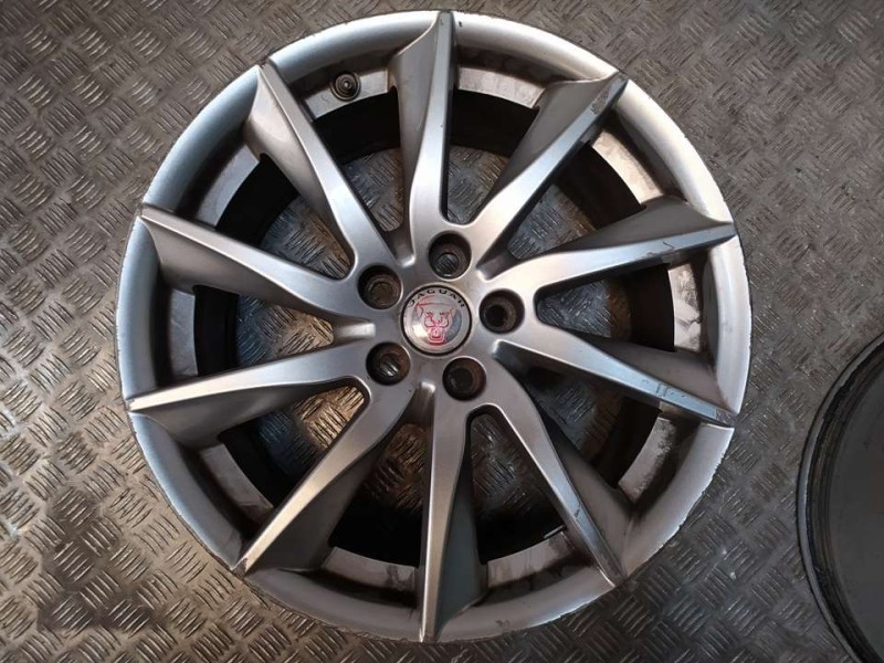 Recambio de juego llantas aluminio para jaguar xf 2.2 diesel referencia OEM IAM 8.5X18 5 TORN ET 49 ALUMINIO 