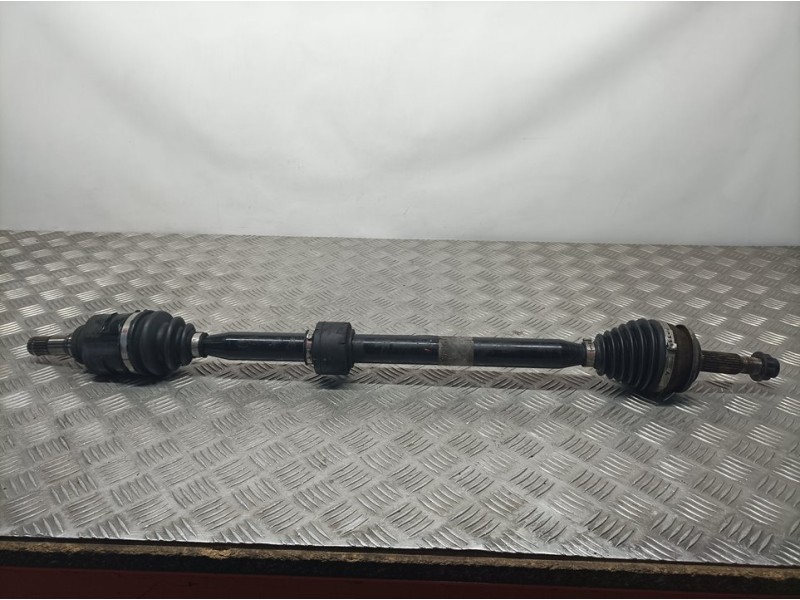 Recambio de transmision delantera derecha para toyota verso active referencia OEM IAM 434100F090  SIN REFERENCIA