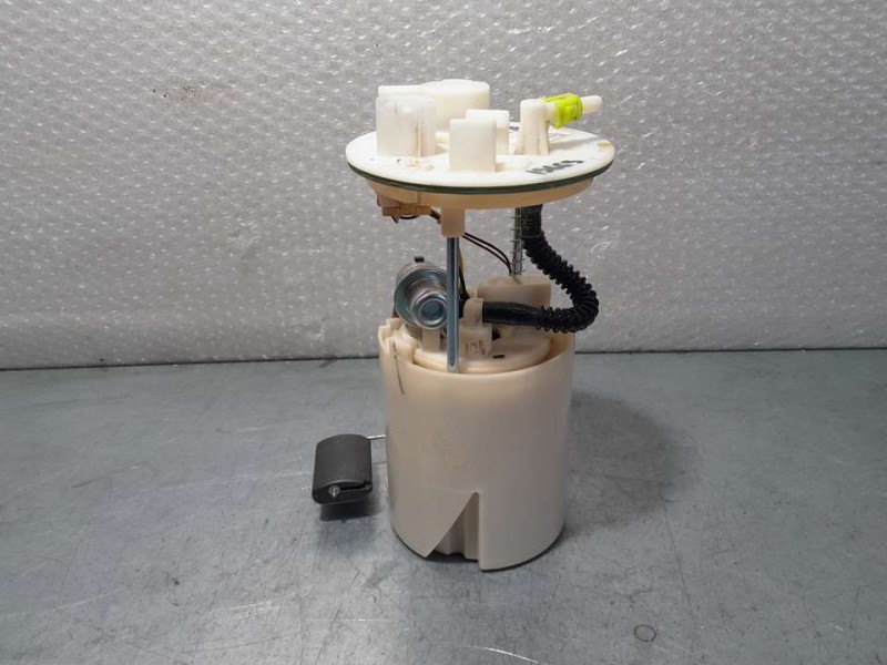 Recambio de aforador para hyundai i10 classic referencia OEM IAM 311100X000  4 PINES