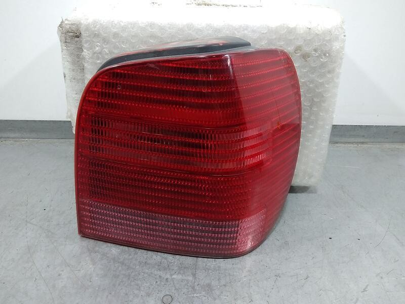 Recambio de piloto trasero derecho para volkswagen polo berlina (6n2) trendline referencia OEM IAM 6n0945257b 6N0945096H 