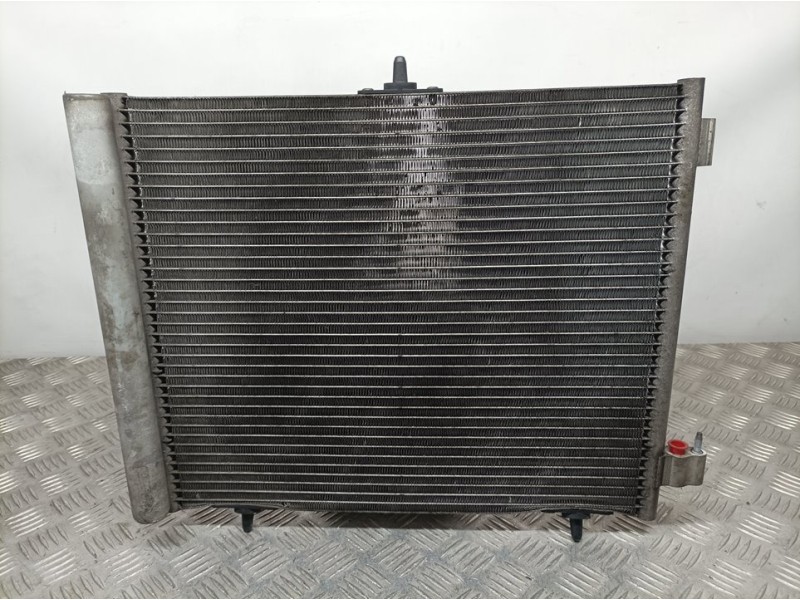 Recambio de condensador / radiador aire acondicionado para citroën c3 1.4 referencia OEM IAM 9653035980  PATAS BAJO DOBLADAS