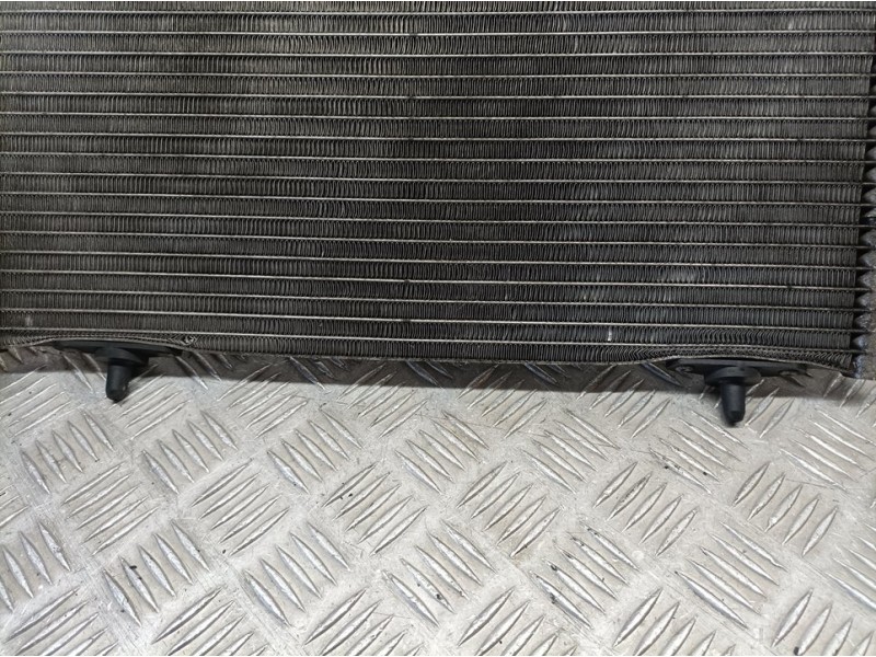 Recambio de condensador / radiador aire acondicionado para citroën c3 1.4 referencia OEM IAM 9653035980  PATAS BAJO DOBLADAS