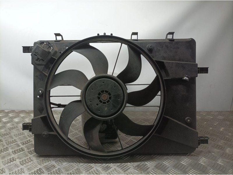 Recambio de electroventilador para chevrolet cruze lt referencia OEM IAM 13267630  
