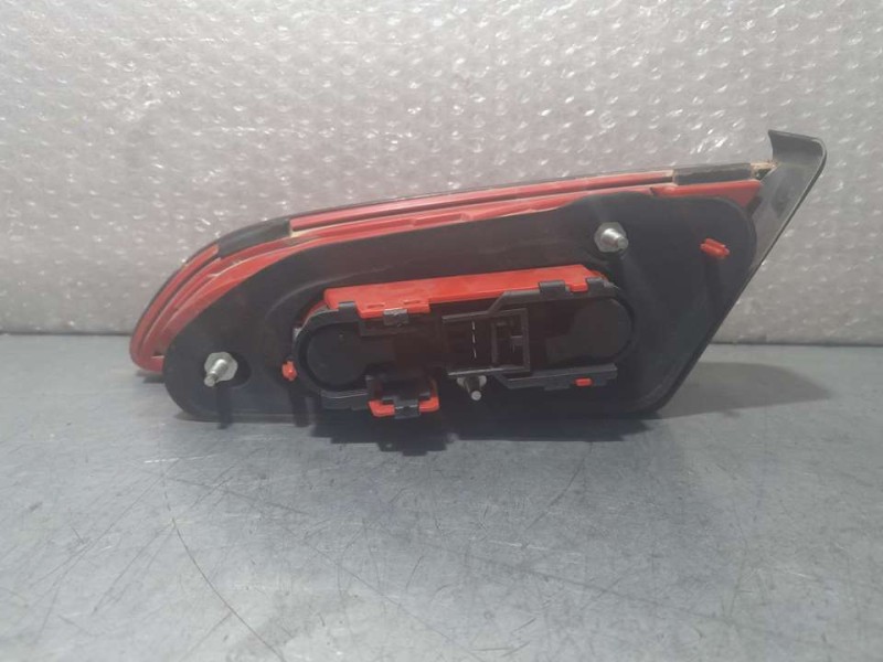 Recambio de piloto trasero izquierdo para alfa romeo 159 (140) 1.9 jtdm 16v / selective referencia OEM IAM F939562302  INTERIOR
