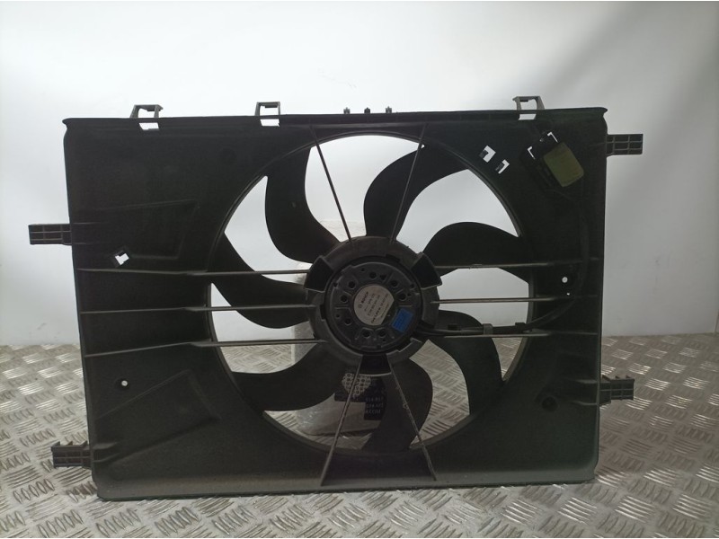 Recambio de electroventilador para chevrolet cruze lt referencia OEM IAM 13267630  