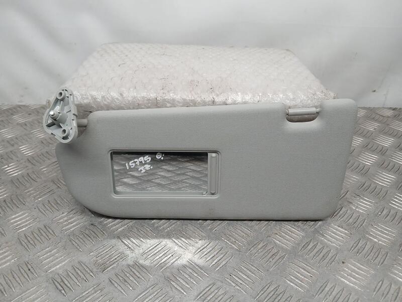 Recambio de parasol izquierdo para mg zs 1.5 vti referencia OEM IAM 20230912  