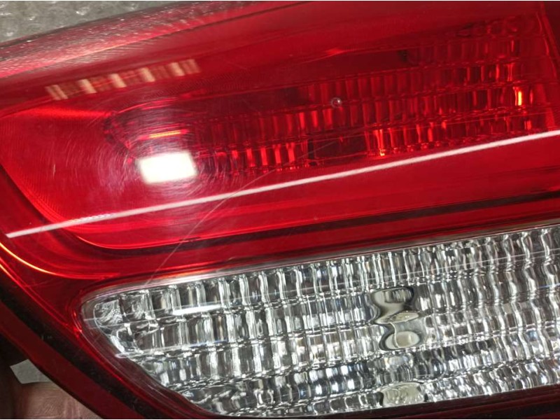 Recambio de piloto trasero derecho para kia carens ( ) concept referencia OEM IAM 92404A4  INTERIOR ROZADO