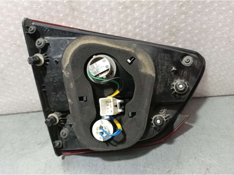 Recambio de piloto trasero derecho para kia carens ( ) concept referencia OEM IAM 92404A4  INTERIOR ROZADO